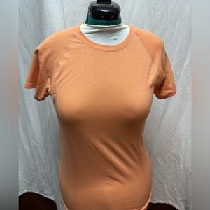 Women's Short-Sleeve Crew Tee in Peach